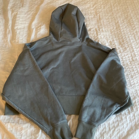 Nike Gray Women's Cropped Hoodie with Logo - Picture 2 of 3